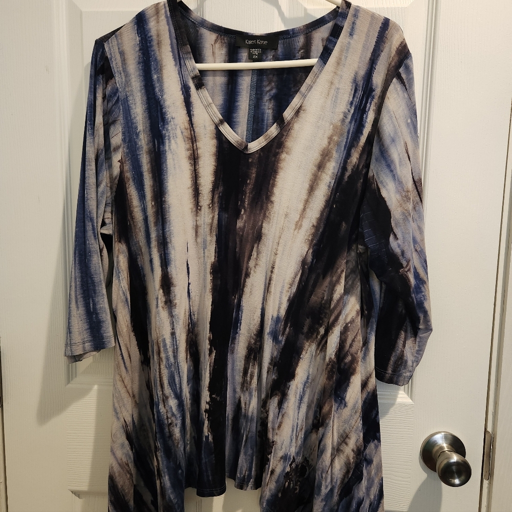 Karen Kane Women's Navy and Cream Striped Tunic